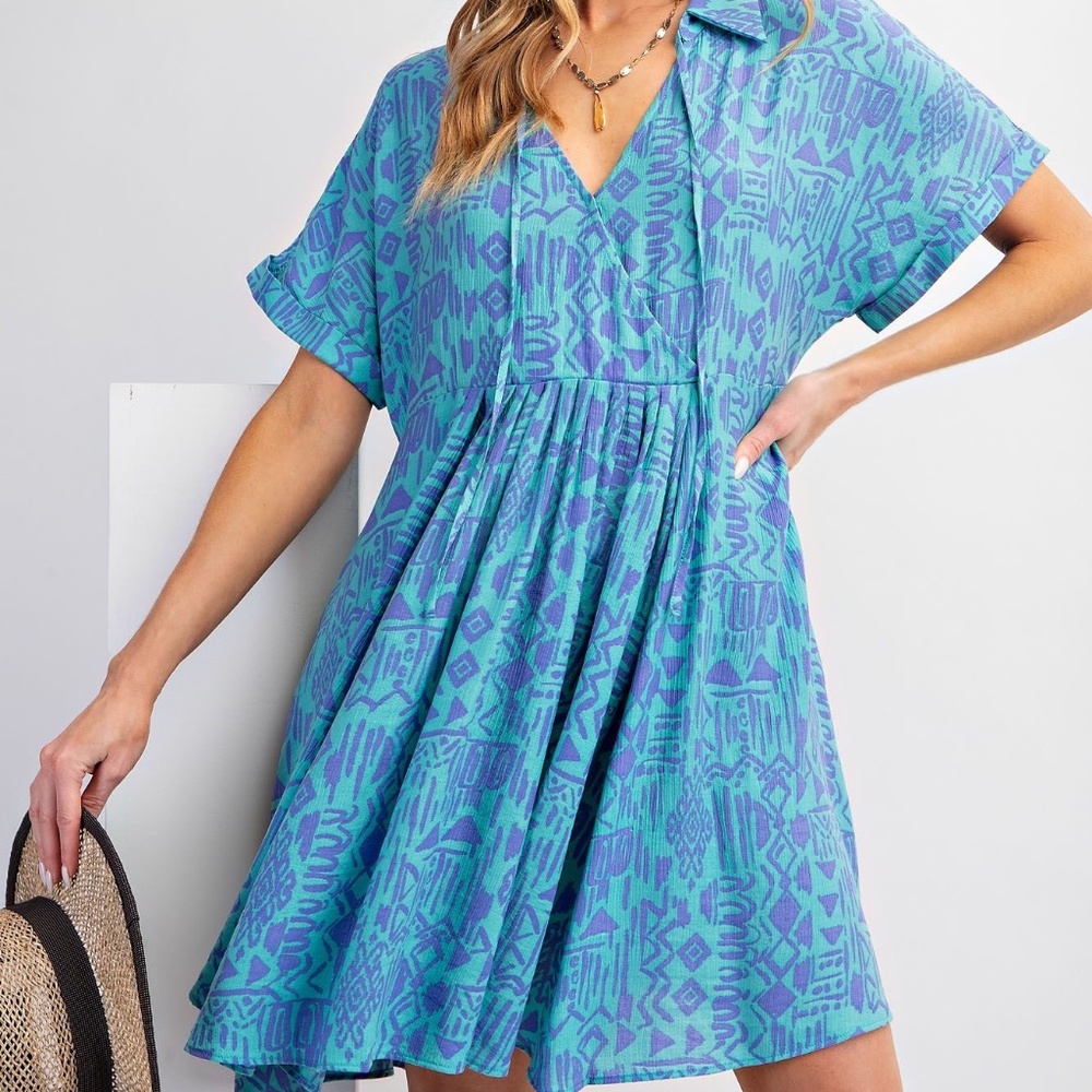 NWT- EASEL ETHNIC PRINT BABYDOLL DRESS BLUE RELAXED FIT SIZE SMALL FLOWY